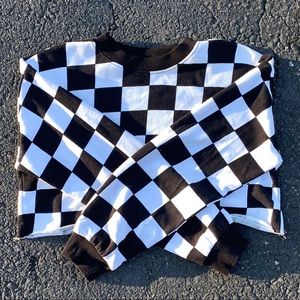 Cropped checkered crew neck sweater